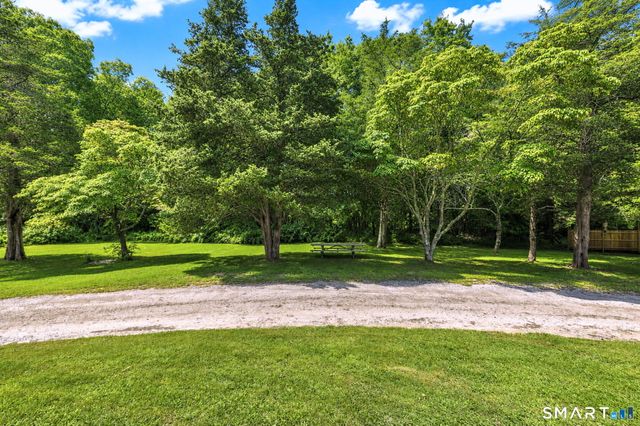86 Spencer Hill, Clinton, CT 06413