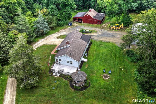 86 Spencer Hill, Clinton, CT 06413