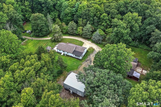 86 Spencer Hill, Clinton, CT 06413