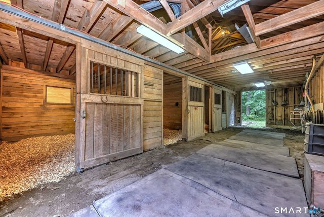 86 Spencer Hill, Clinton, CT 06413