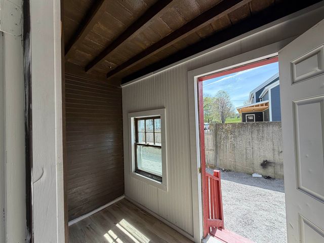 340 Pleasant Street, Bennington, VT 05201