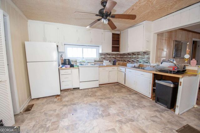 427 Fling Road, Lagrange, GA 30240