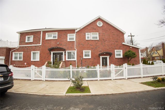 11601 221st Street, Cambria Heights, NY 11411