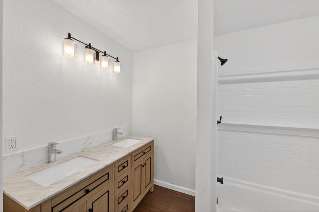 2820 Branch St, Sacramento, CA 95815
