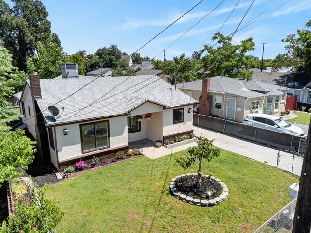 2820 Branch St, Sacramento, CA 95815