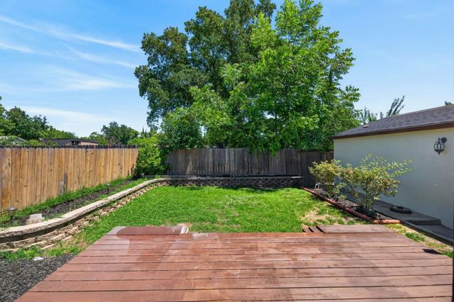 2820 Branch St, Sacramento, CA 95815
