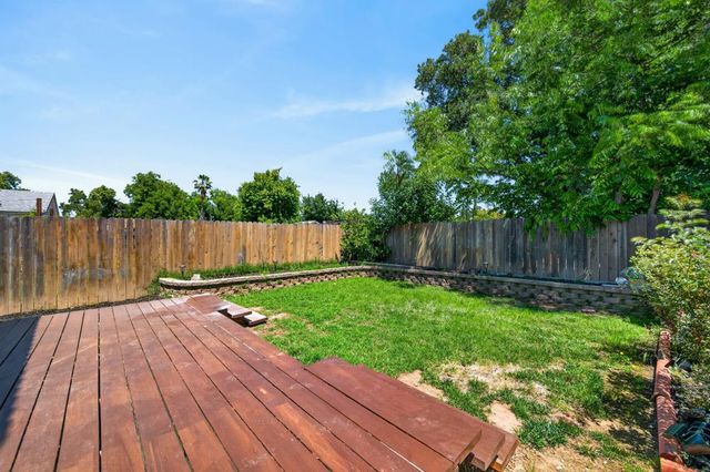 2820 Branch St, Sacramento, CA 95815