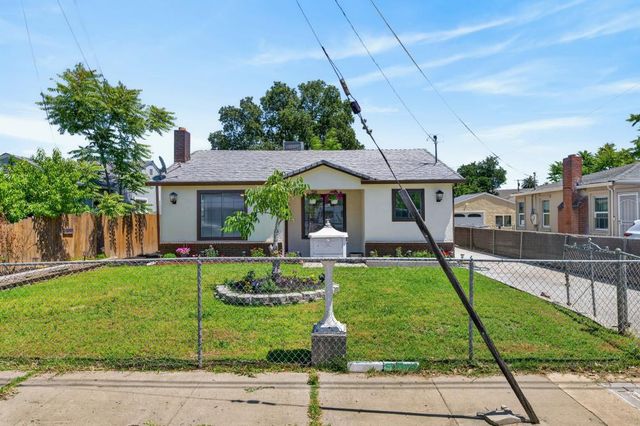 2820 Branch St, Sacramento, CA 95815