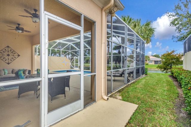 8241 Tobago Lane, Wellington, FL 33414