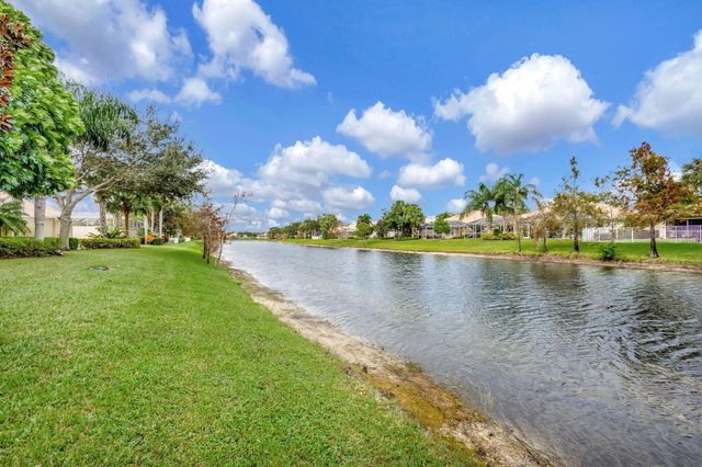 8241 Tobago Lane, Wellington, FL 33414