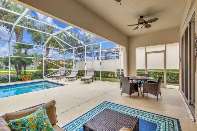 8241 Tobago Lane, Wellington, FL 33414