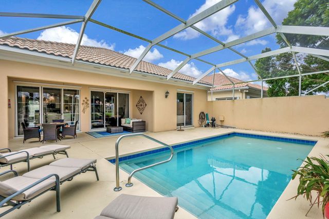 8241 Tobago Lane, Wellington, FL 33414