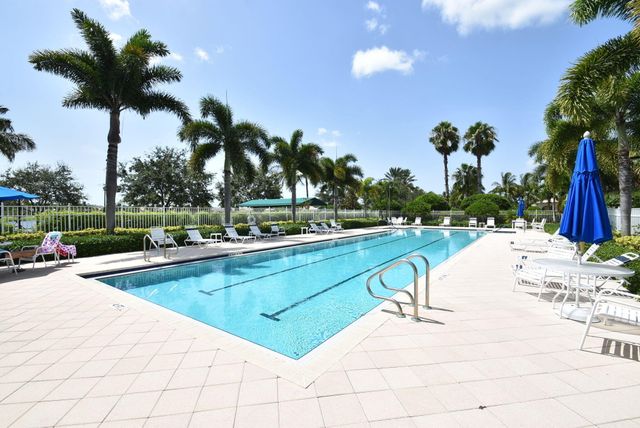 8241 Tobago Lane, Wellington, FL 33414