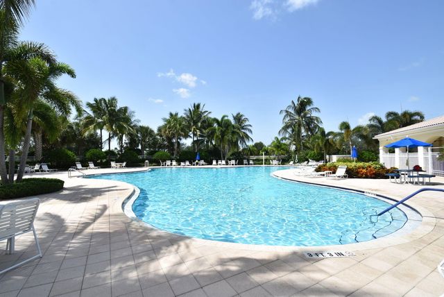 8241 Tobago Lane, Wellington, FL 33414