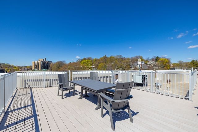 1450-1454 Beacon St 644, Brookline, MA 02446