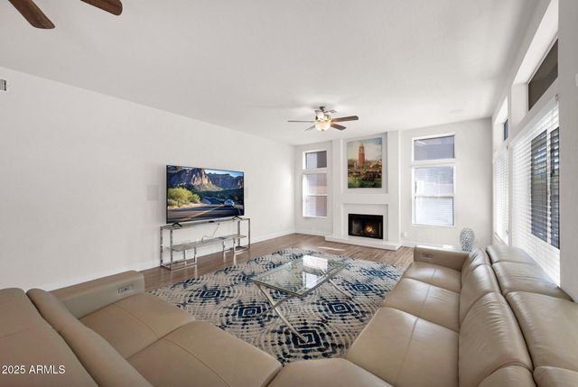 760 N Ithica Street, Gilbert, AZ 85233