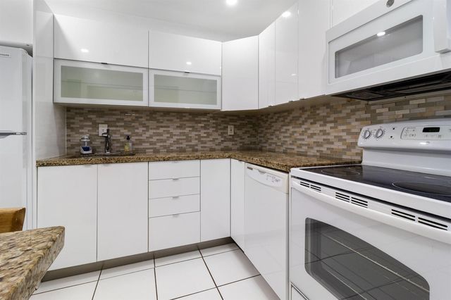 6447 Bay Club Drive 2, Fort Lauderdale, FL 33308