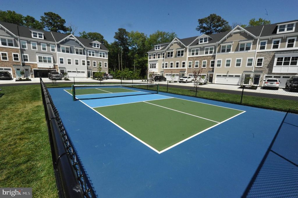 Image 18 of property listing at 9525 SEASCAPE LN #5, Berlin, MD 21811