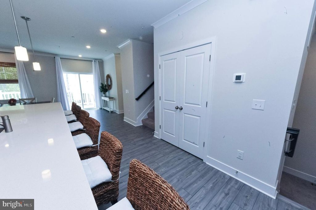 Image 7 of property listing at 9525 SEASCAPE LN #5, Berlin, MD 21811