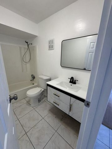 3046 W Missionwood Lane A-2, Miramar, FL 33025