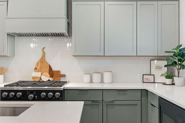 496 Spoonts LN, Liberty Hill, TX 78642