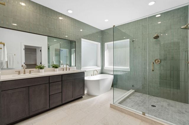 496 Spoonts LN, Liberty Hill, TX 78642