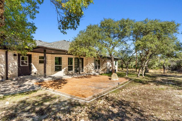 496 Spoonts LN, Liberty Hill, TX 78642
