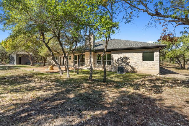 496 Spoonts LN, Liberty Hill, TX 78642