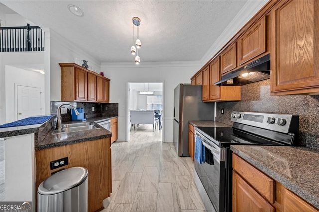 683 Savannah Rose Way, Lawrenceville, GA 30045