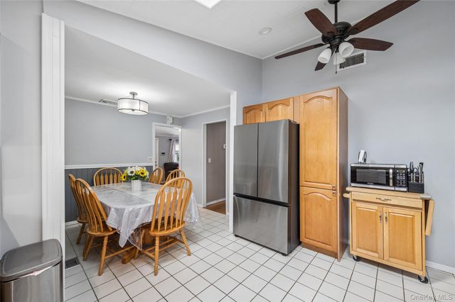 173 N Kings Avenue, Massapequa, NY 11758