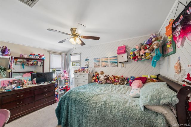 173 N Kings Avenue, Massapequa, NY 11758