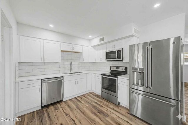 16406 N 50th Drive, Glendale, AZ 85306