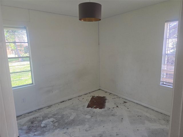 4214 Beran Drive, Houston, TX 77045