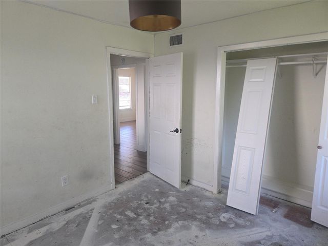 4214 Beran Drive, Houston, TX 77045