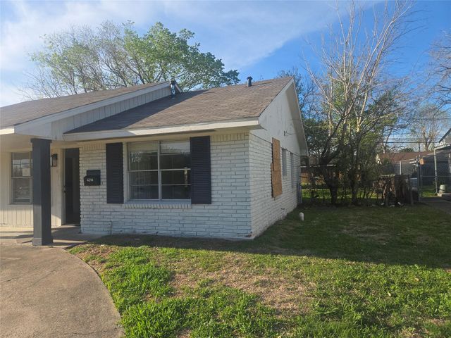 4214 Beran Drive, Houston, TX 77045