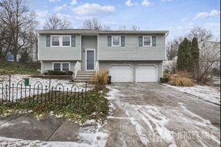 1 Gorczyca Place, Sayreville, NJ 08879