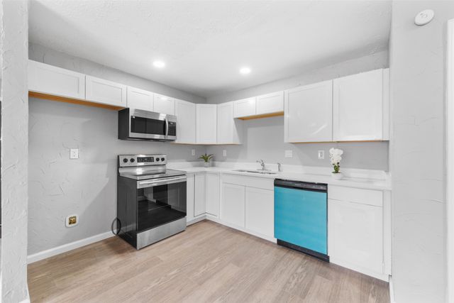 103 Lorie Street, Alvarado, TX 76009