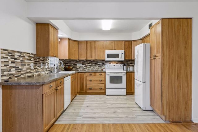 3816 Abbott Avenue N, Robbinsdale, MN 55422