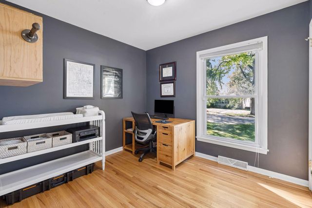 3816 Abbott Avenue N, Robbinsdale, MN 55422