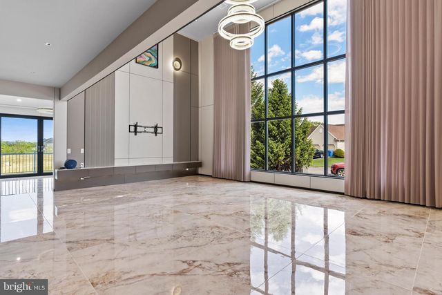 53 CUMBERLAND ESTATES DR, Mechanicsburg, PA 17050