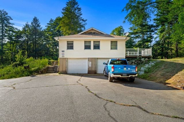239 Lovers Ln, Haverhill, MA 01830