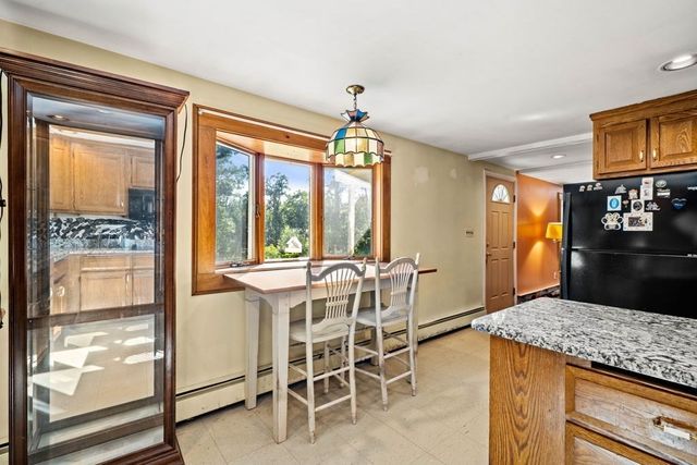 239 Lovers Ln, Haverhill, MA 01830