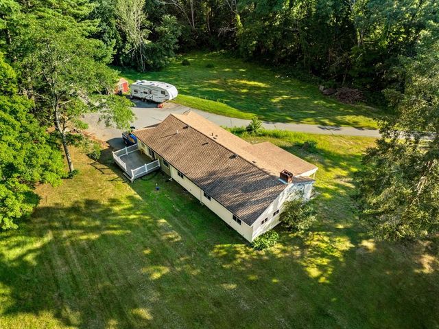 239 Lovers Ln, Haverhill, MA 01830