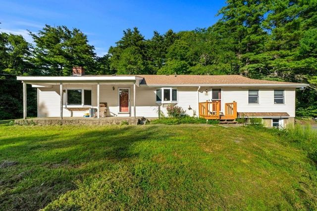 239 Lovers Ln, Haverhill, MA 01830