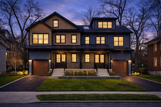 84 East Side Pkwy 84, Newton, MA 02460