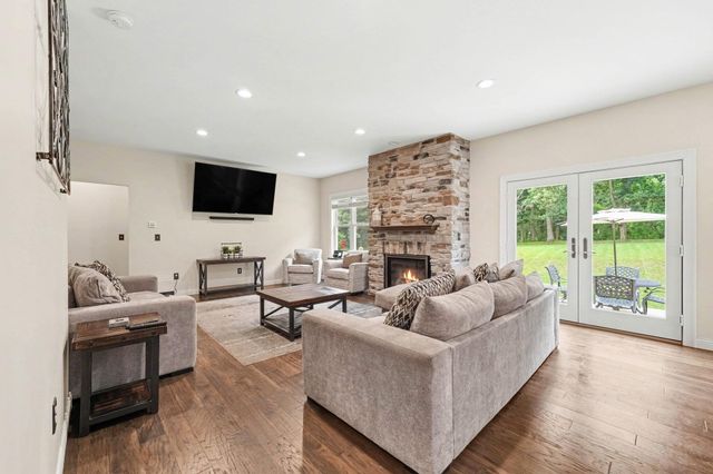 759 Ketill Trace, Crown Point, IN 46307