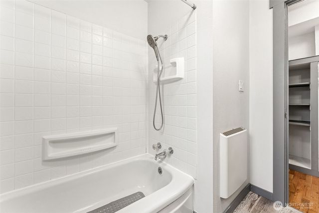 1908 13th Avenue NW, Puyallup, WA 98371