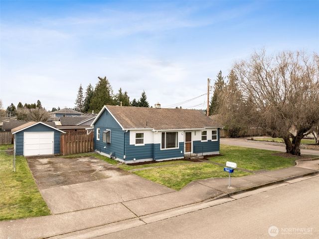 1908 13th Avenue NW, Puyallup, WA 98371