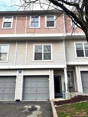 11 Livingston Manor 11, Dobbs Ferry, NY 10522