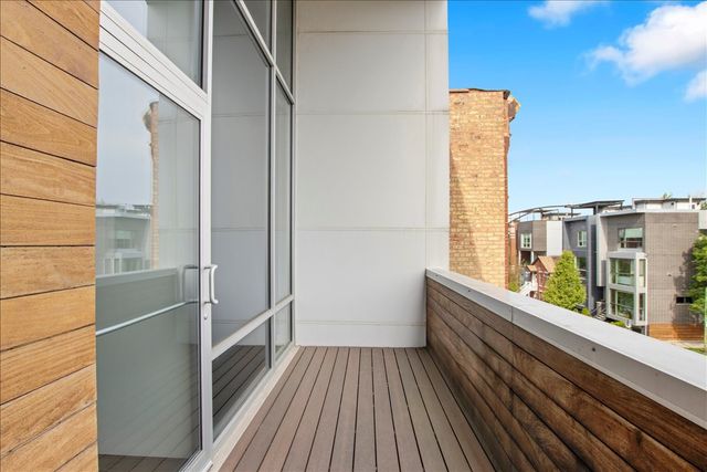 1821 W Armitage Avenue 3W, Chicago, IL 60622